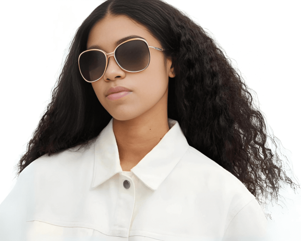 Coach Kissing C Sunglasses – oversized square sunglasses trending in Summer Fashion 2025 with gold detailing and gradient lenses.